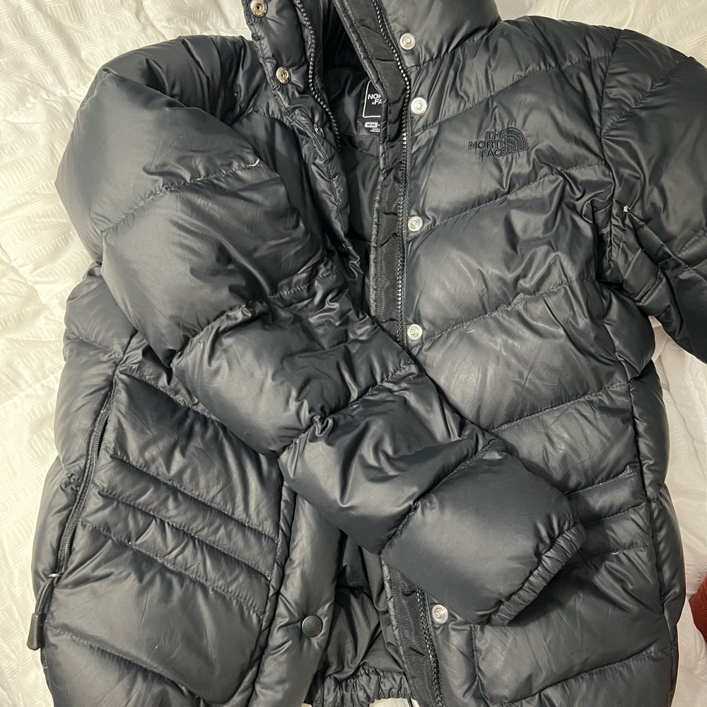Black NorthFace Puffy Winter Jacket Women’s Size M